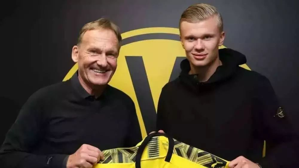 卫报：埃弗顿已经将古迪逊公园球场的所有权转让给女足（卫报称：埃弗顿已将古迪逊公园所有权移交女足）