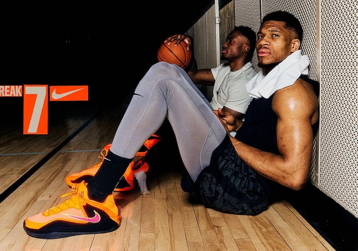 韩国11月大名单：孙兴慜、李刚仁领衔，曹圭成时隔20个月回归（韩国11月国家队名单出炉：孙兴慜、李刚仁领军，曹圭成阔别20个月归队）