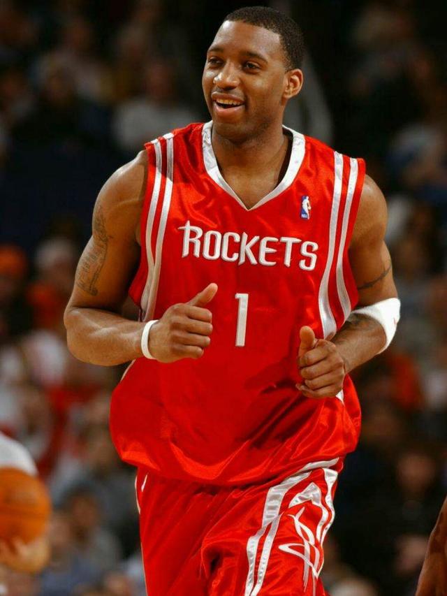 篮球勇士替补球员贡献关键分数（勇士替补挺身而出砍下关键得分）