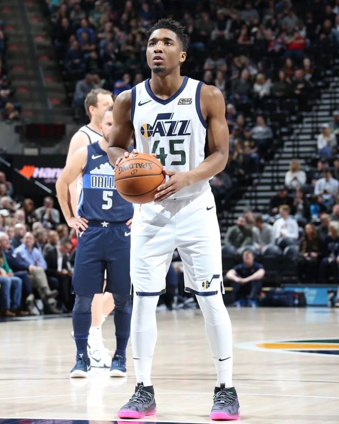 2025年五大联赛俱乐部获得点球数TOP10：皇马、巴黎、拜仁前3（2025五大联赛俱乐部获判点球前十：皇马、巴黎、拜仁位列前三）